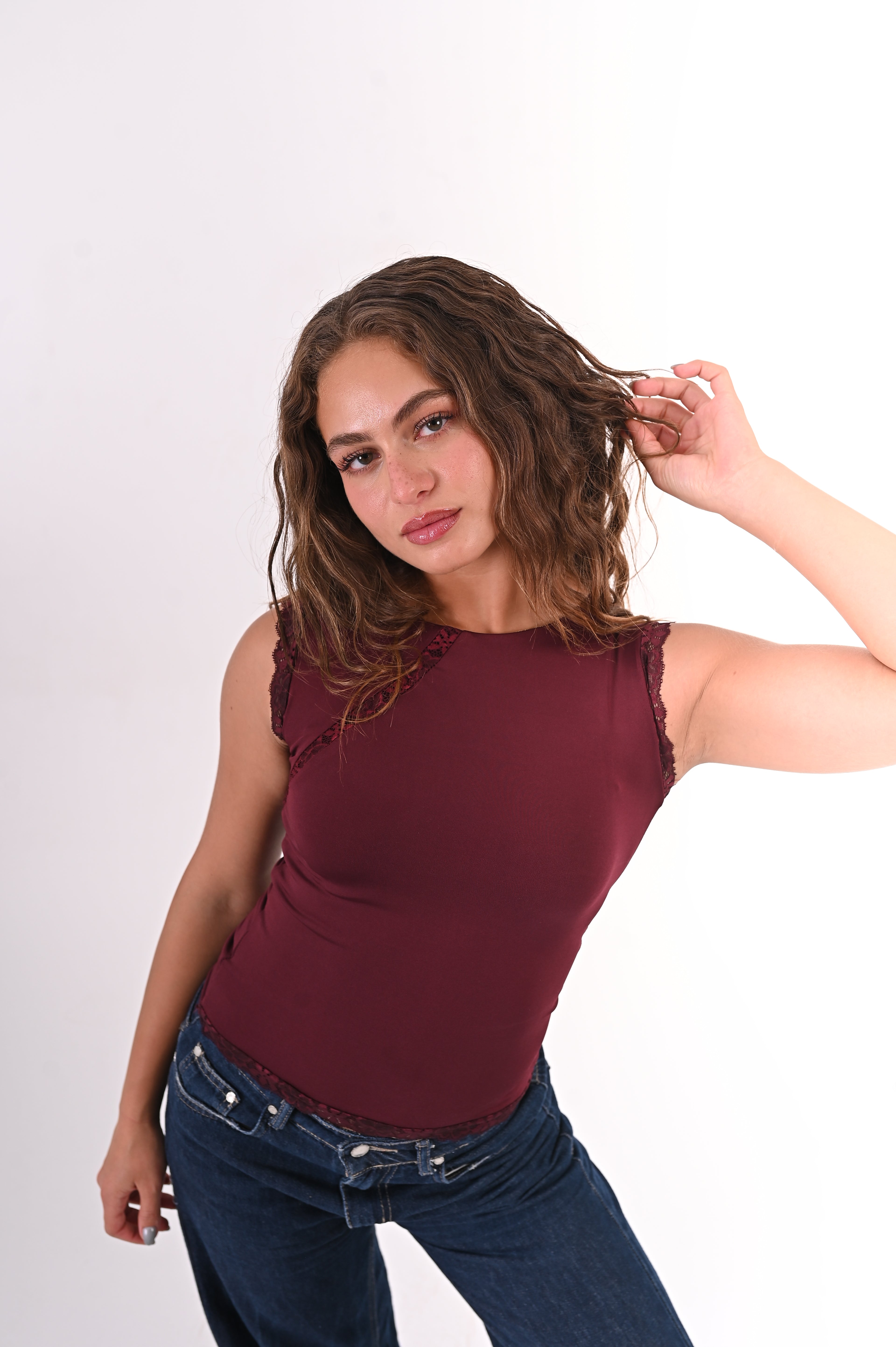 Lace Line Basic Top Cut Sleeve