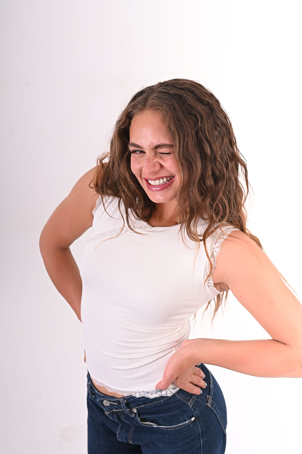 Lace Line Basic Top Cut Sleeve